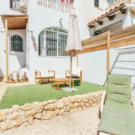 Casa Brisa El Tossal 아파트
